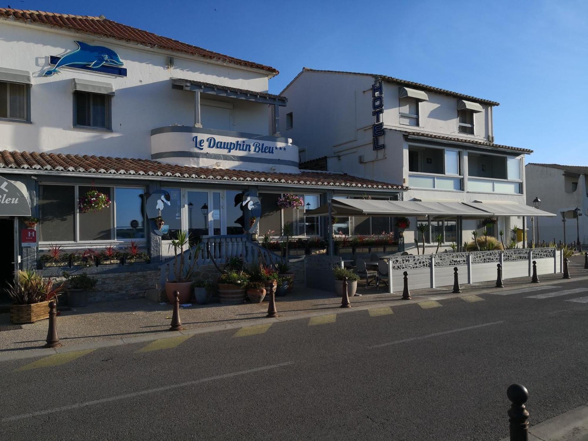 Hotel Le Dauphin Bleu Saintes-Maries-de-la-Mer Exterior foto